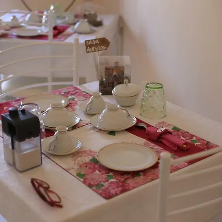 La Casa Dell'orso Bed & Breakfast 3*